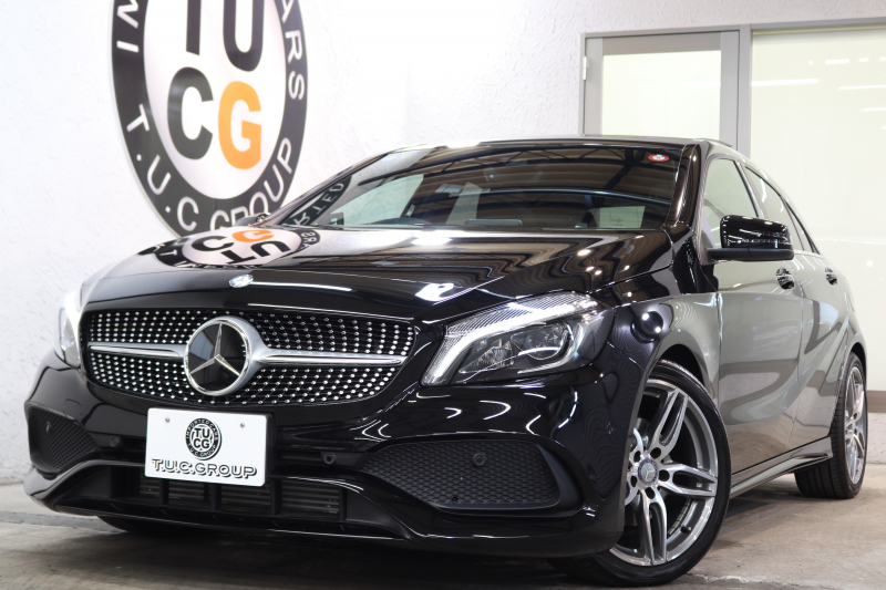 メルセデスベンツ Aクラス A180 ｽﾎﾟｰﾂ AMGﾚｻﾞｰｴｸｽｸﾙｰｼﾌﾞ&ﾚｰﾀﾞｰｾｰﾌﾃｨPKG　後期 ｷｰﾚｽｺﾞｰ 黒本革 ﾊﾟﾉﾗﾏSR BTｵｰﾃﾞｨｵ&TEL ｽﾏﾎ連携 harman/kardon ﾊﾞｯｸｶﾒﾗ PTS LEDﾗｲﾄ AMGｴｱﾛ&18AW 7AT　2年保証