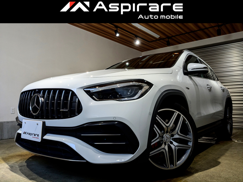 AMG GLA GLA45S 4マチック+ AMGパフォーマンスパッケージ　アドバンスドパッケージ　レッド×ブラックレザー　シートベンチレーション　パノラマサンルーフ　ヘッドアップディスプレイ　パフォーマンスマフラー