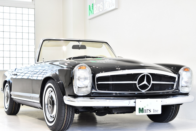 メルセデスベンツ SLクラス 280SL  希少4速フロアマニュアルシフトモデル パコダルーフ ネイビーソフトトップ 1969年モデル レストア車両 ホワイトリボンタイヤ交換済 左ハンドル