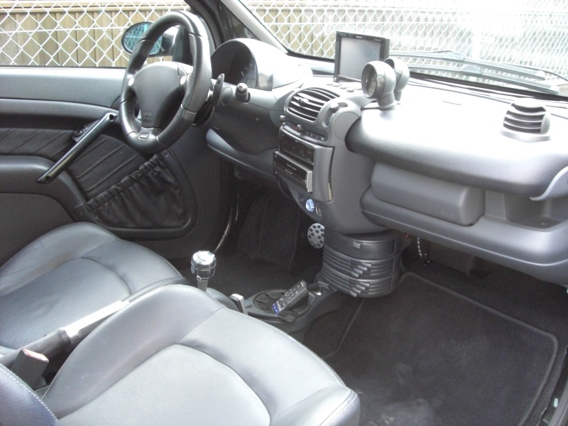 スマート フォーツー クーペ ブラバス ワイドボディ 左ハンドル 新車並行 中古車情報 メルセデスベンツ 中古車 検索サイト メルセデスベンツライフ Com